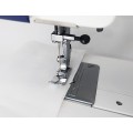 Janome набор лапок для машин с вертикальным челноком: оверлочная, тетефлоновая, прямострочная, лапка для подрубки, лапка для вшивании потайной молнии.